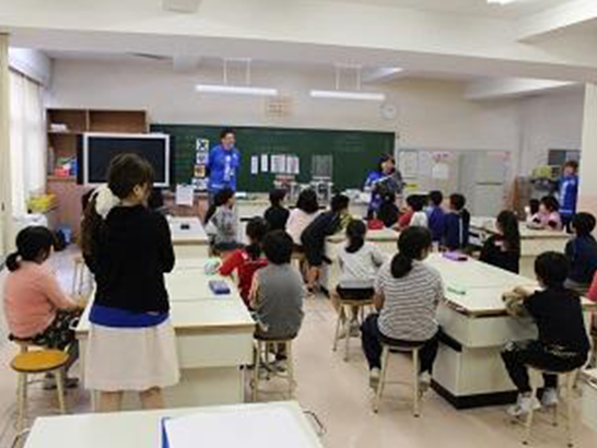 Calsonic Kansei Holding On-site Lessons at Elementary Schools Again This Year